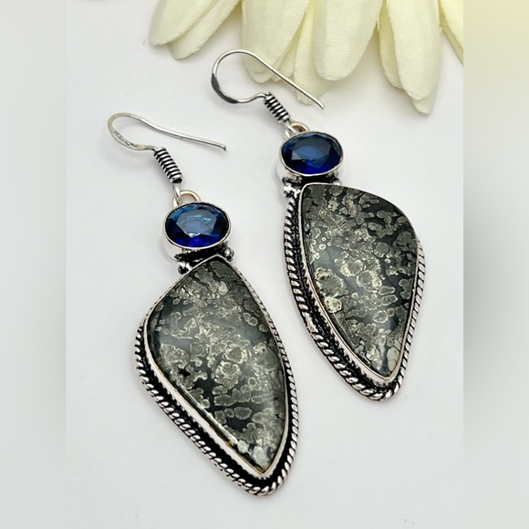 APACHE PYRITE EARRINGS - Picture 7 of 9